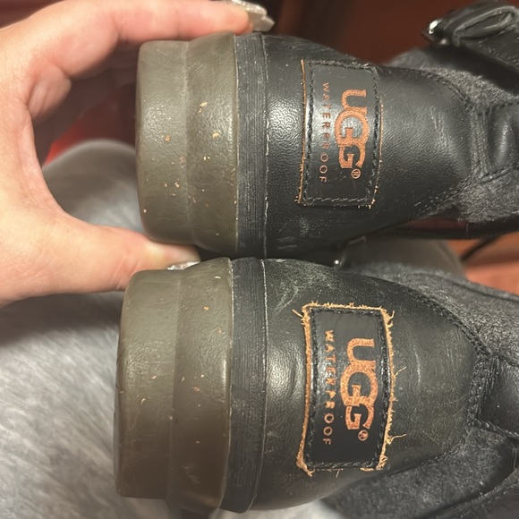 Ugg Australia Women Kesey Leather Waterproof Boots shoes sz 8. Preworn. - Picture 11 of 13